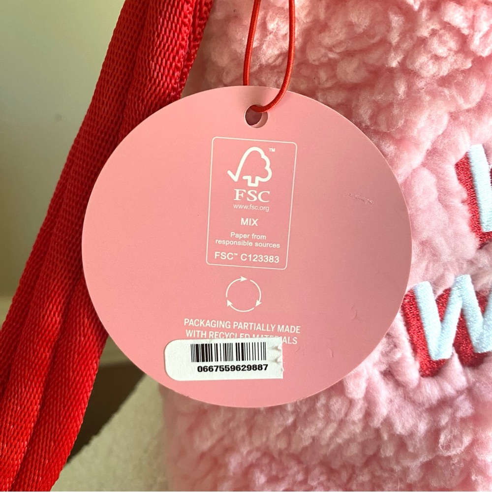 Victoria's Secret PINK "Warm & Cozy" gift set with a fleece bag, and eye mask. - Picture 5 of 11